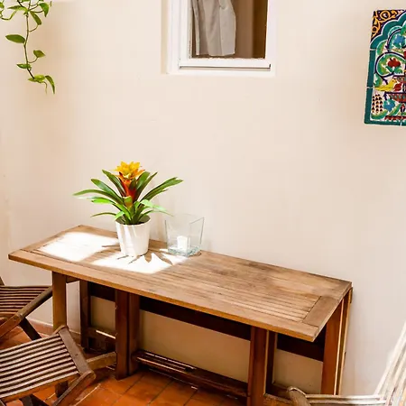 Apartment Santo Spirito House & *